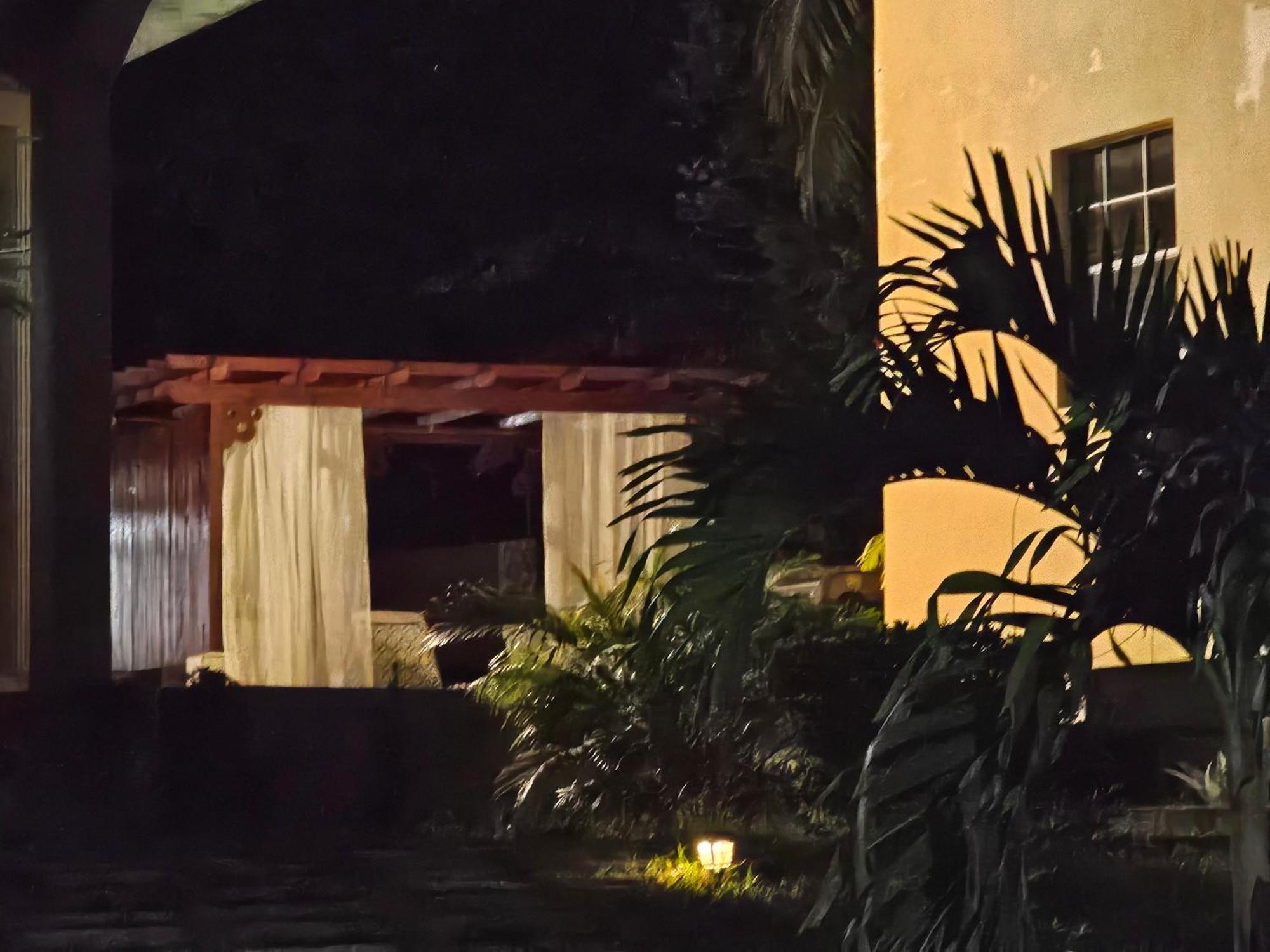 Royal Escape - 1 Hotel Anse La Raye Buitenkant foto